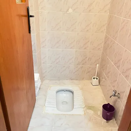 Konfor Ve Huzurunuz Icin Sey Klimasiz Pensiune